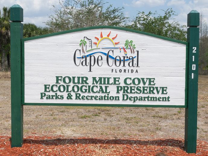 Four Mile Cove Ecological Preserve