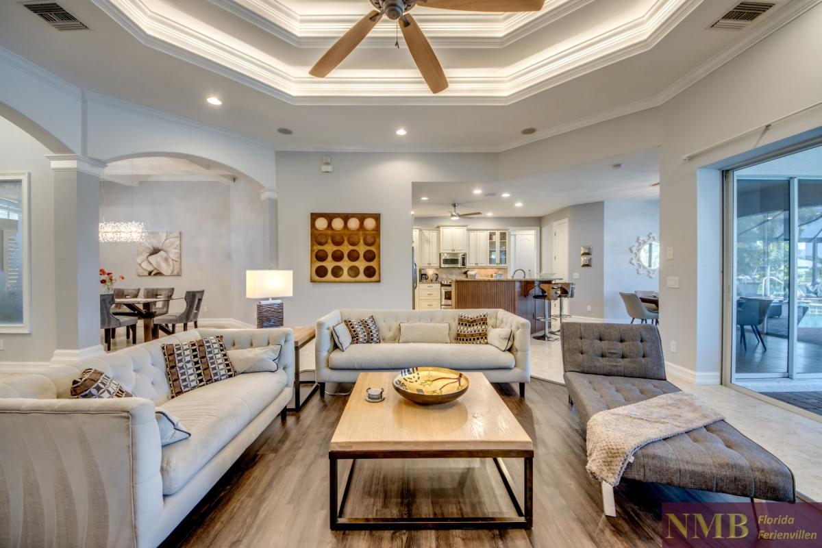 Ferienhaus-Cape-Coral-Whispering-Palms_20-Family-Room