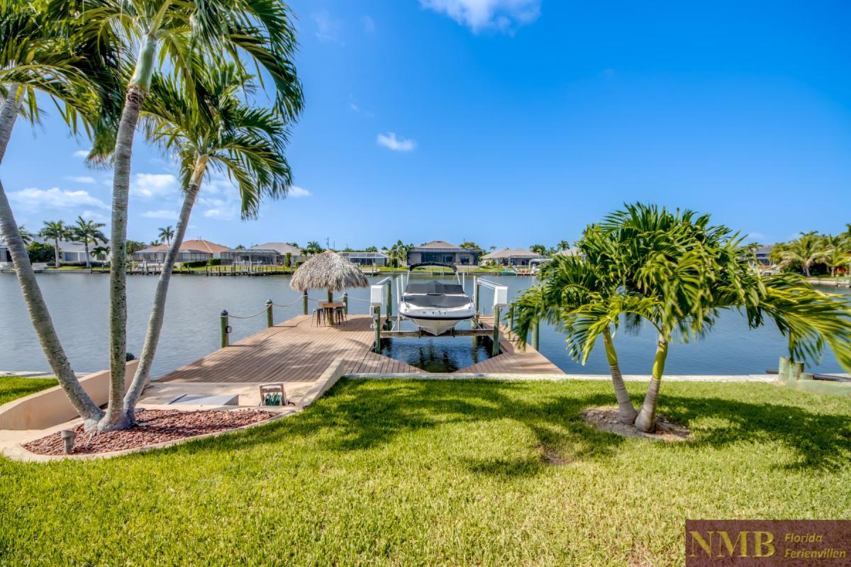 Ferienhaus-Cape-Coral-Whispering-Palms_86-Backyard