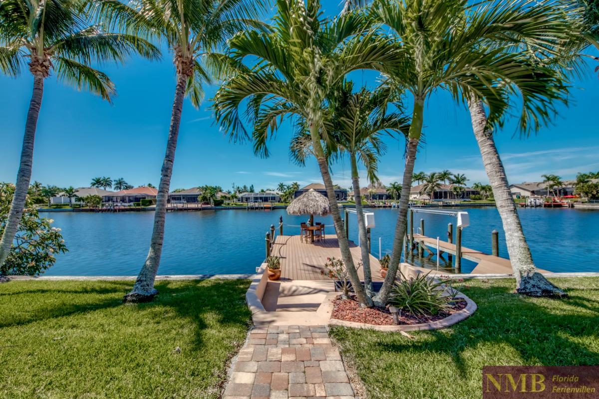 Ferienhaus-Whispering-Palms_72-Backyard