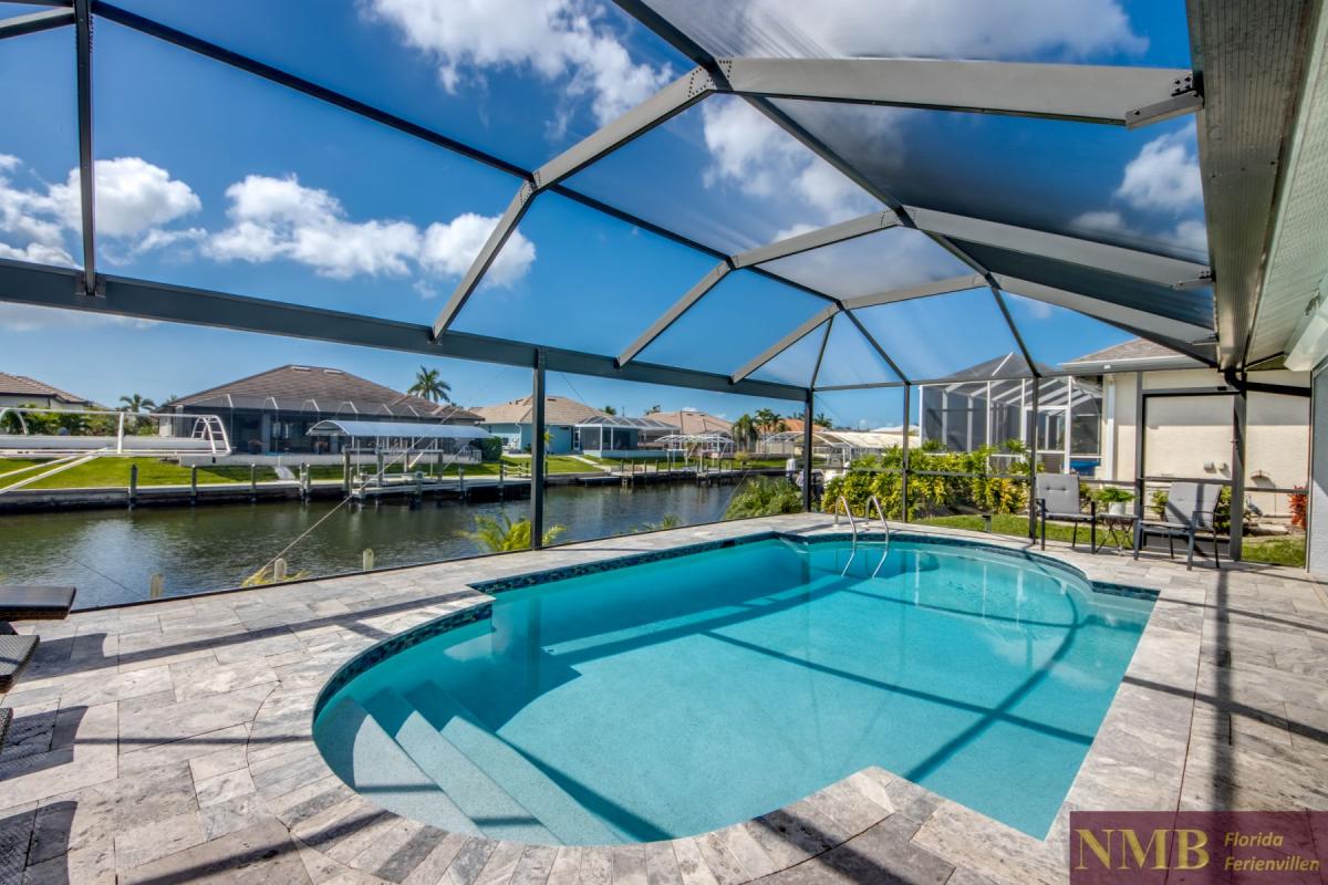 Cape_Coral_Ferienhaeuser_Sunshine_67-Pool