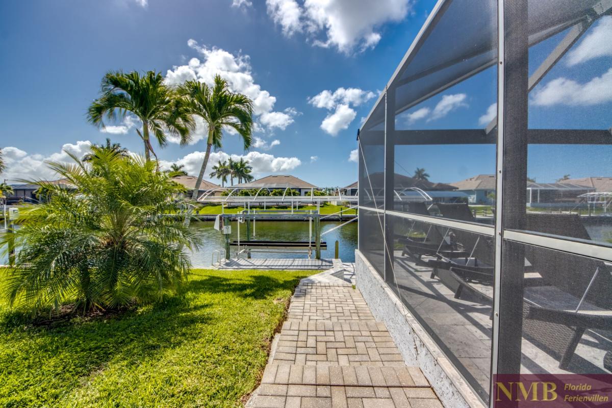 Cape_Coral_Ferienhaeuser_Sunshine_70-Backyard
