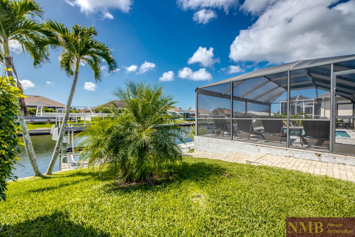 Cape_Coral_Ferienhaeuser_Sunshine_71-Backyard