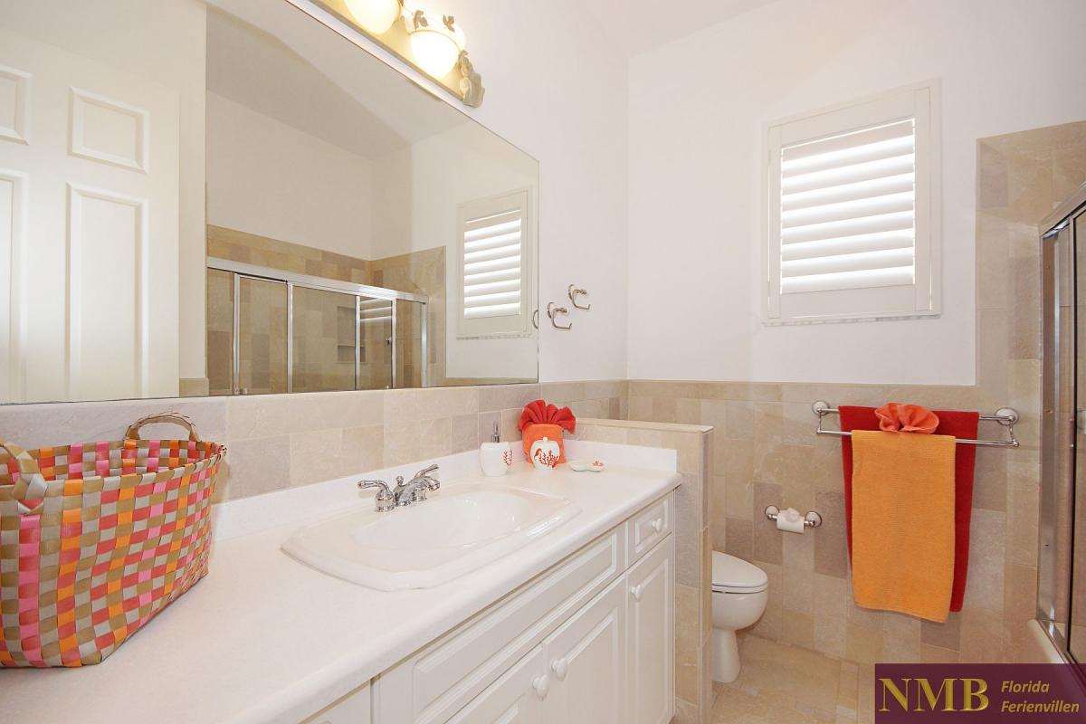 Ferienhaus_Cape_Coral_Liberty_guest-bath