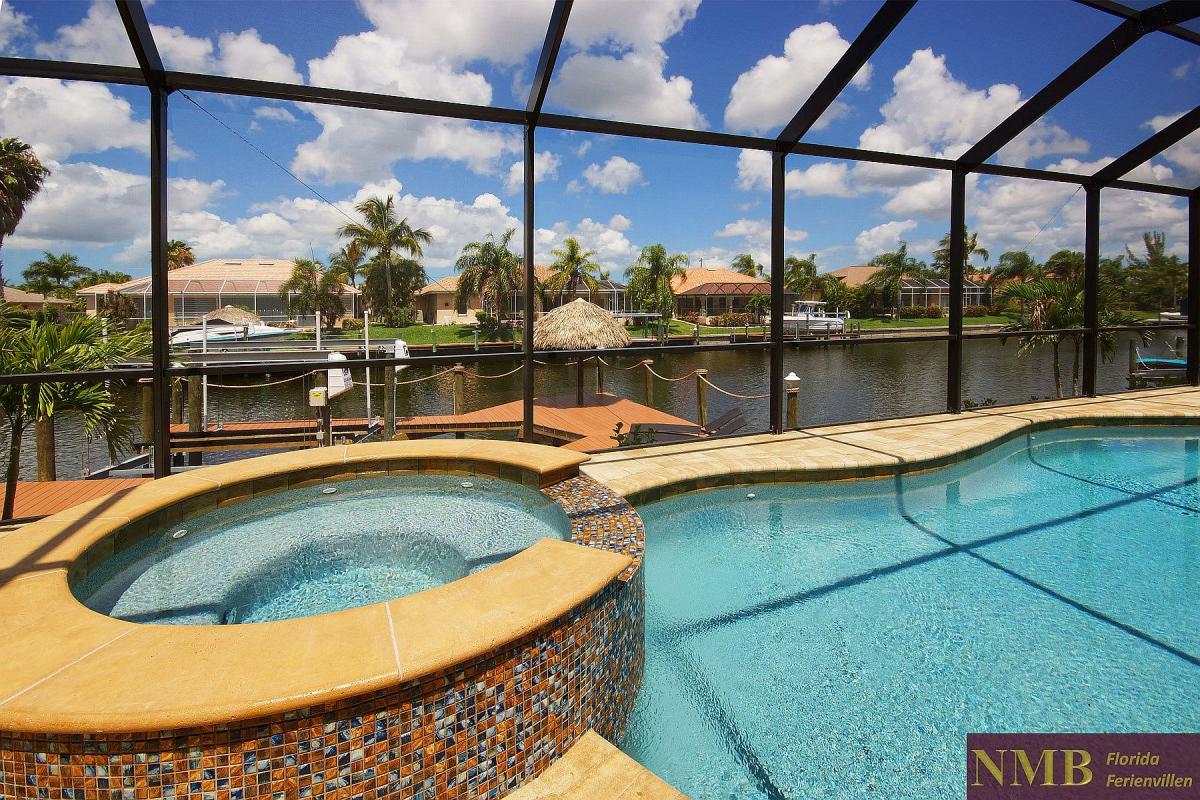 Ferienhaus_Cape_Coral_Sunlight-pool-03