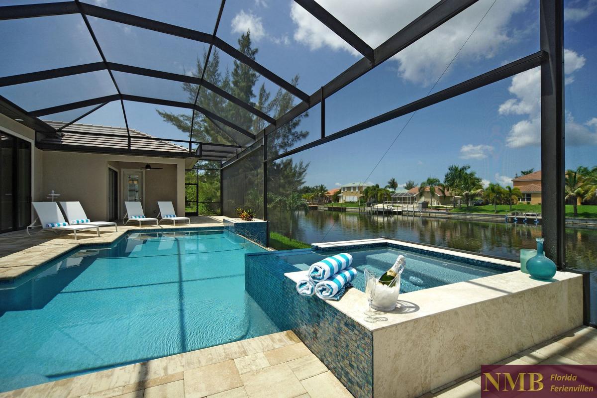 Ferienhaus-Palm_Breeze-Cape_Coral-pool-02