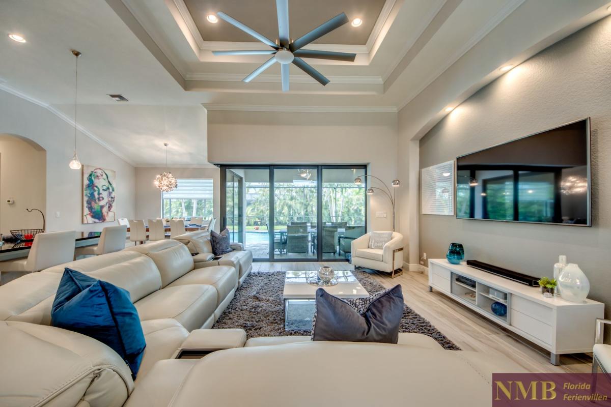 Ferienhaus-Cape-Coral-Villa-Secret-Pearl_9-Family-Room