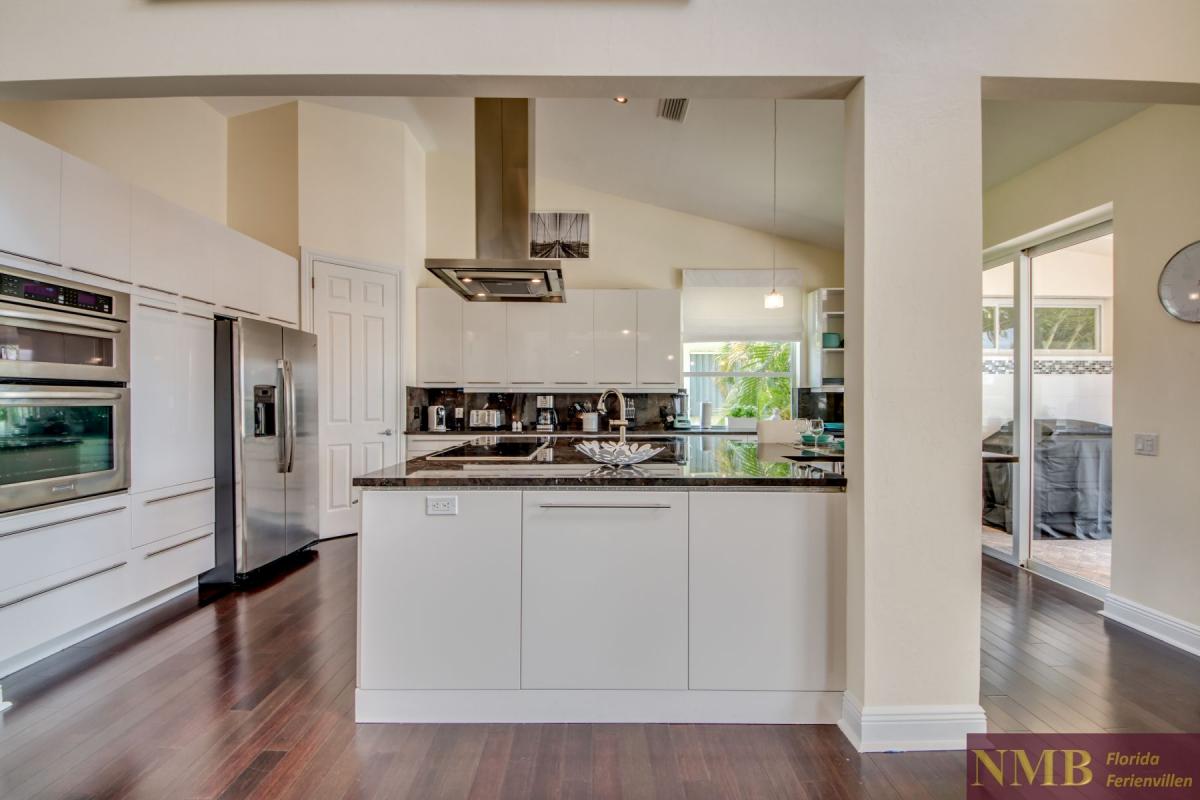 Ferienhaus-Coral-Escape_Kitchen_1