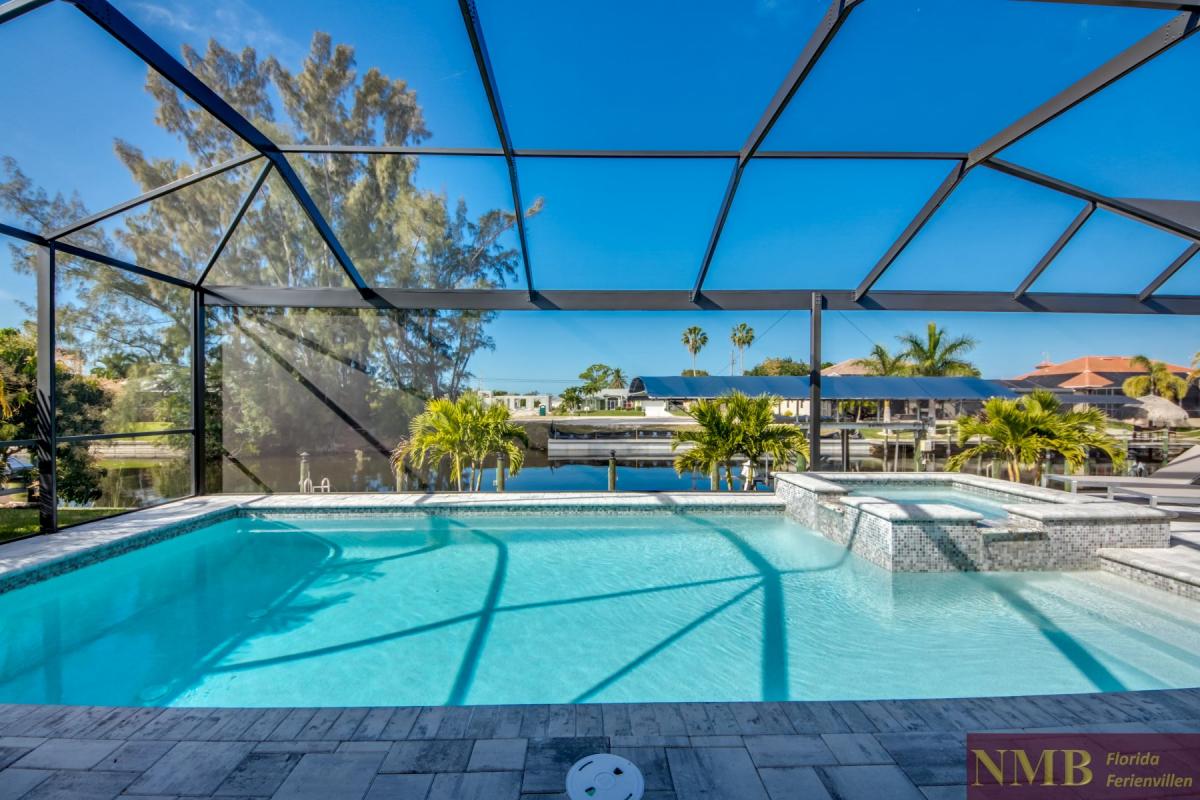 Ferienhaus-Cape-Coral-White-Shell_65-Pool