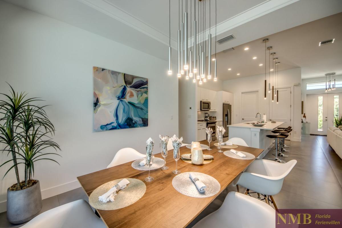 Ferienhaus-Cape-Coral-Pink-Lemonade_24-Dining
