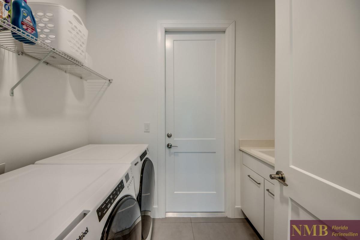 Ferienhaus-Cape-Coral-Pink-Lemonade_54-Laundry