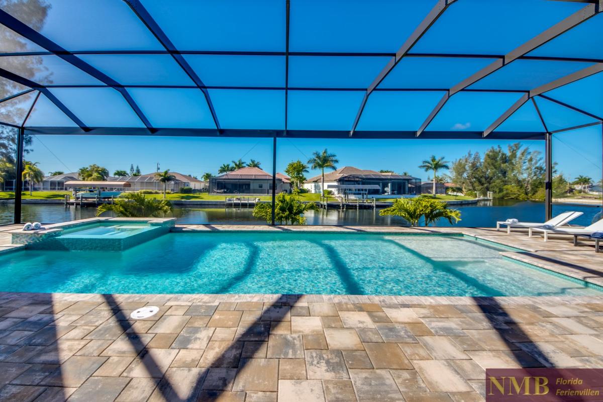 Ferienhaus-Cape-Coral-Henderson_66-Pool-Hot-Tub