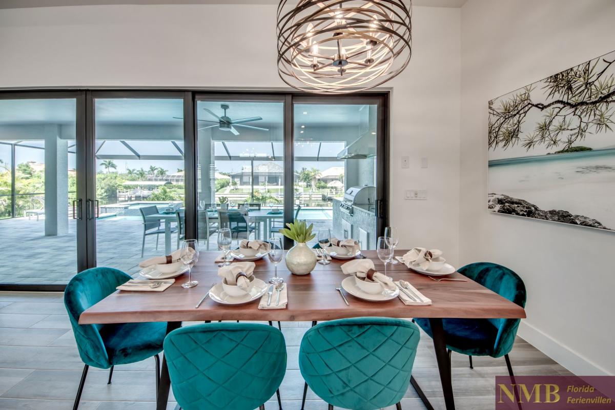 Ferienhaus-Cape-Coral-Villa-Lumina_22-Dining