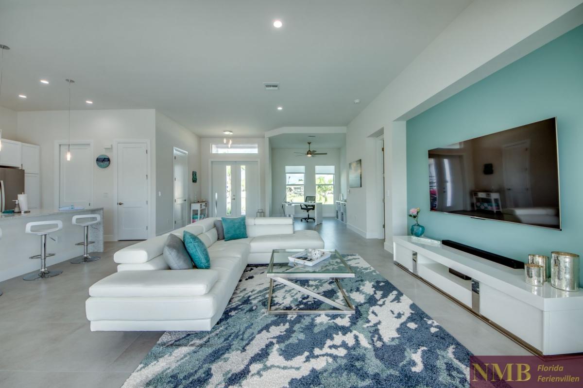Ferienhaus-Cape-Coral-Villa-Sea-Shell_13-Living-Room