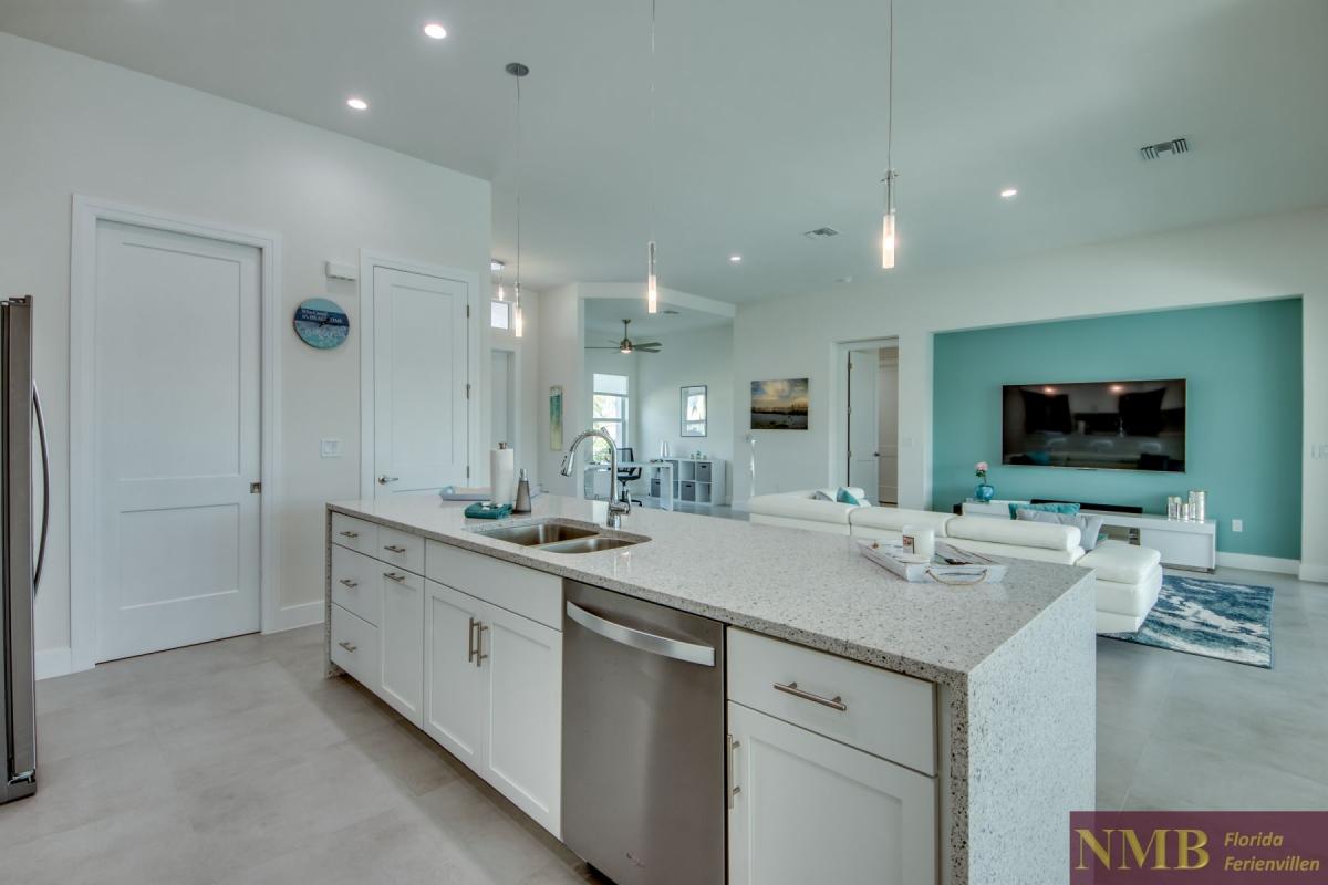 Ferienhaus-Cape-Coral-Villa-Sea-Shell_22-Kitchen