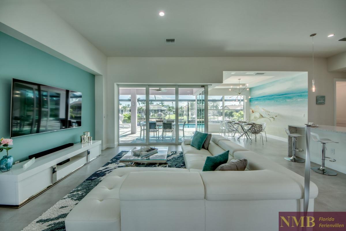 Ferienhaus-Cape-Coral-Villa-Sea-Shell_5-Living-Room