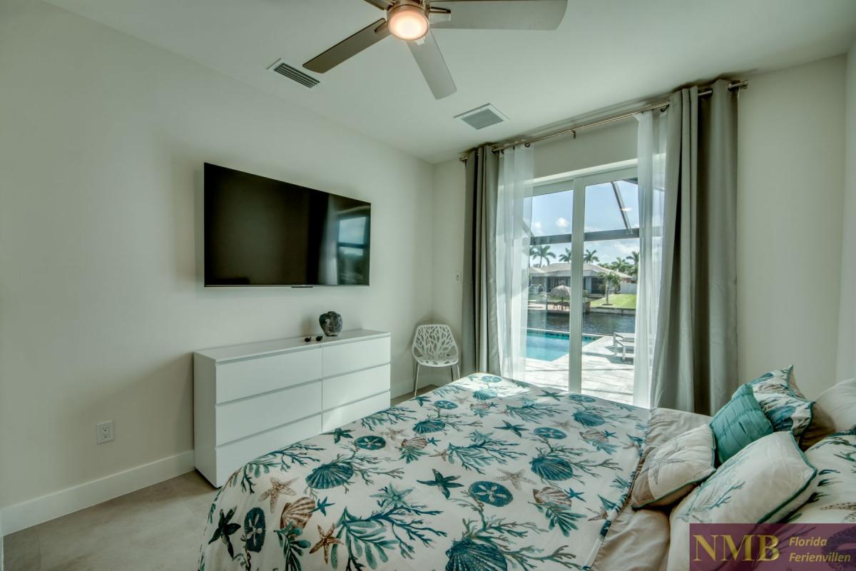 Ferienhaus-Cape-Coral-Villa-Sea-Shell_51-Guest-Bedroon-2