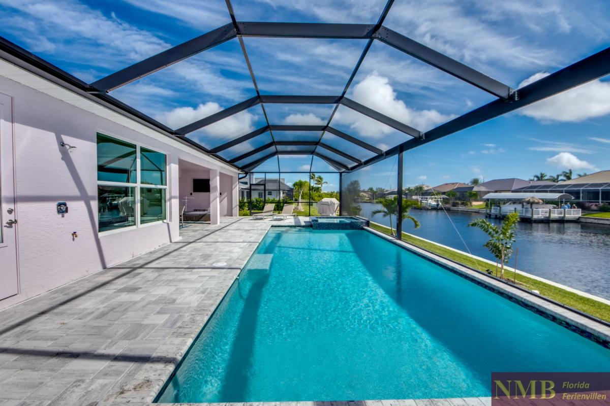 Ferienhaus-Cape-Coral-Villa-Sea-Shell_70-Pool