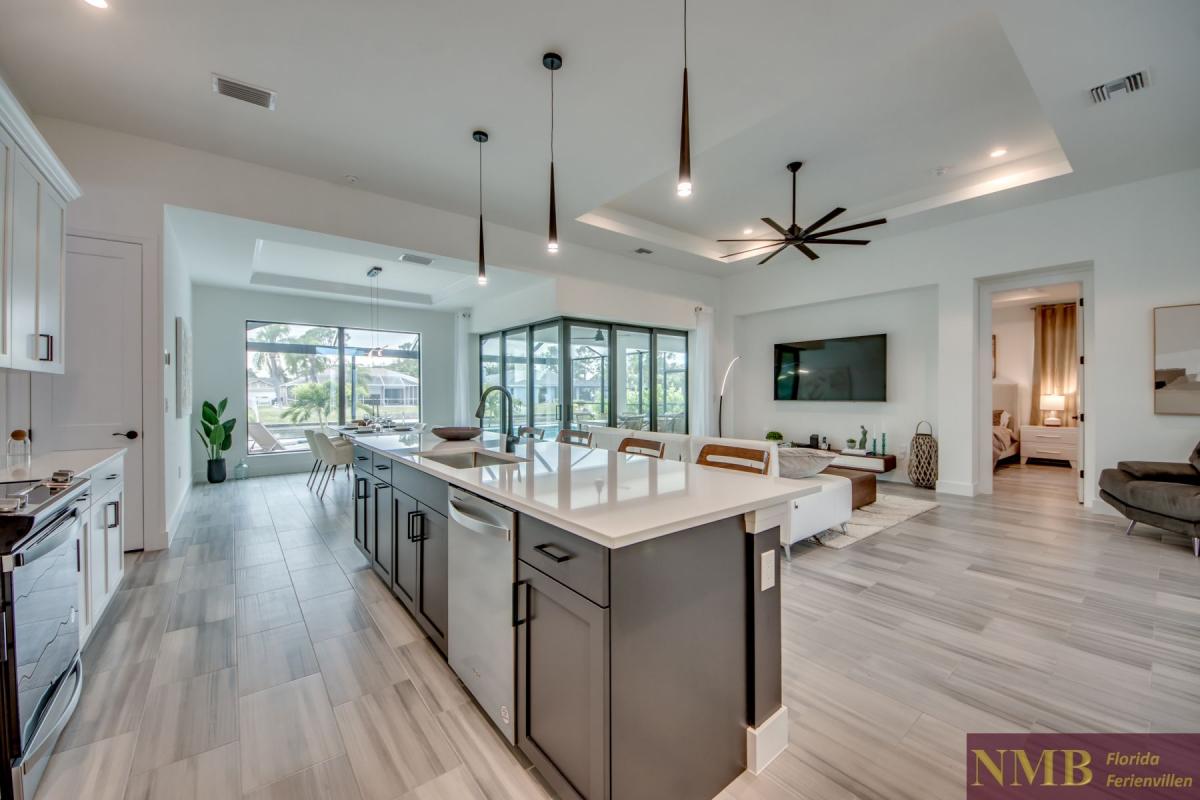 Ferienhaus-Cape-Coral-Villa-Athene_30-Kitchen