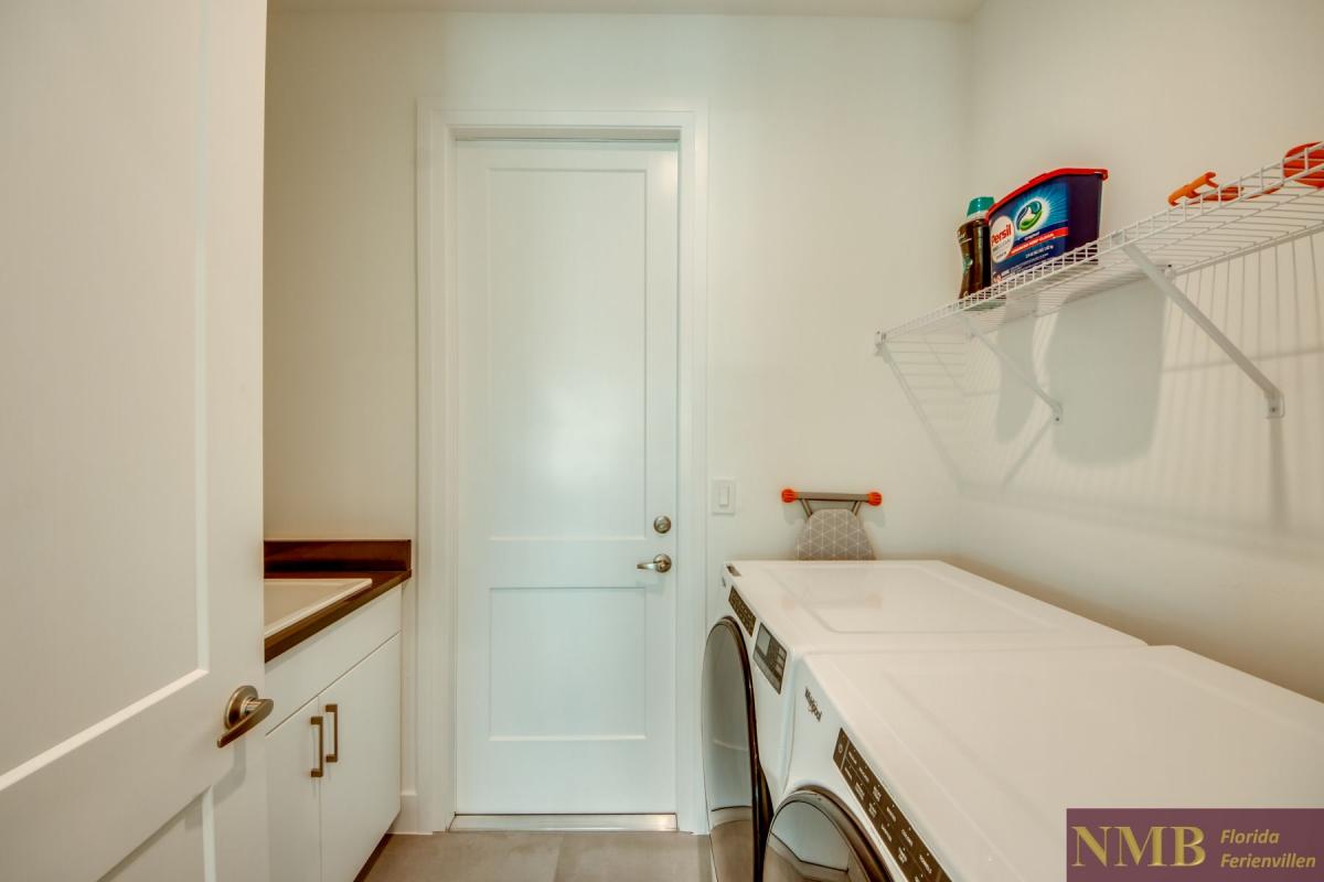 Ferienvilla-Summerwind-Cape-Coral_47-Laundry-Room