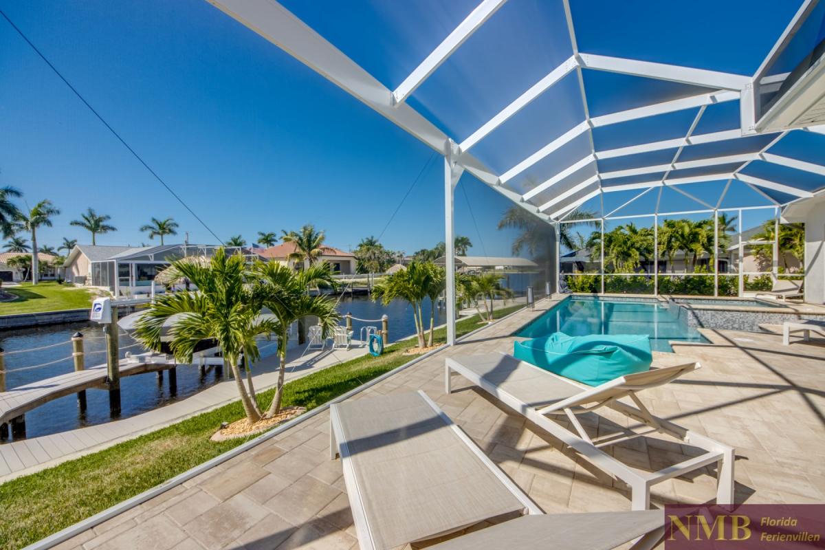 Ferienhaus-Cape-Coral-Villa-Winking-Owl_59-Sun-Deck