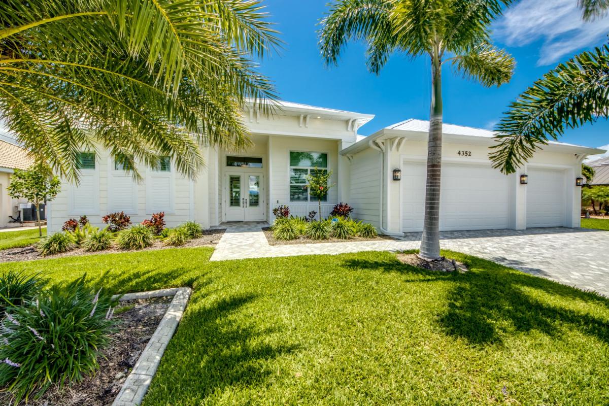 Ferienhaus-Cape-Coral-Ocean-Dream_6-Front-of-Villa