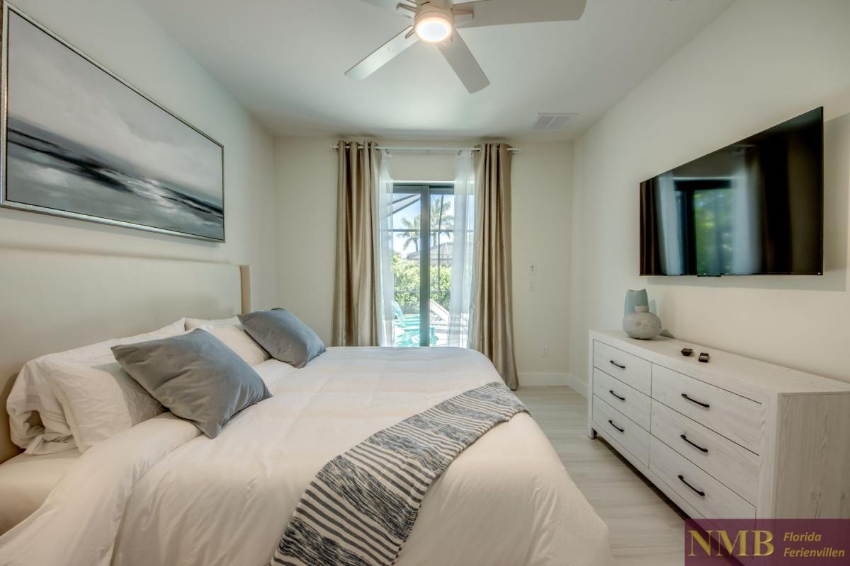Ferienhaus-Cape-Coral-Francis_46-Bedroom-3