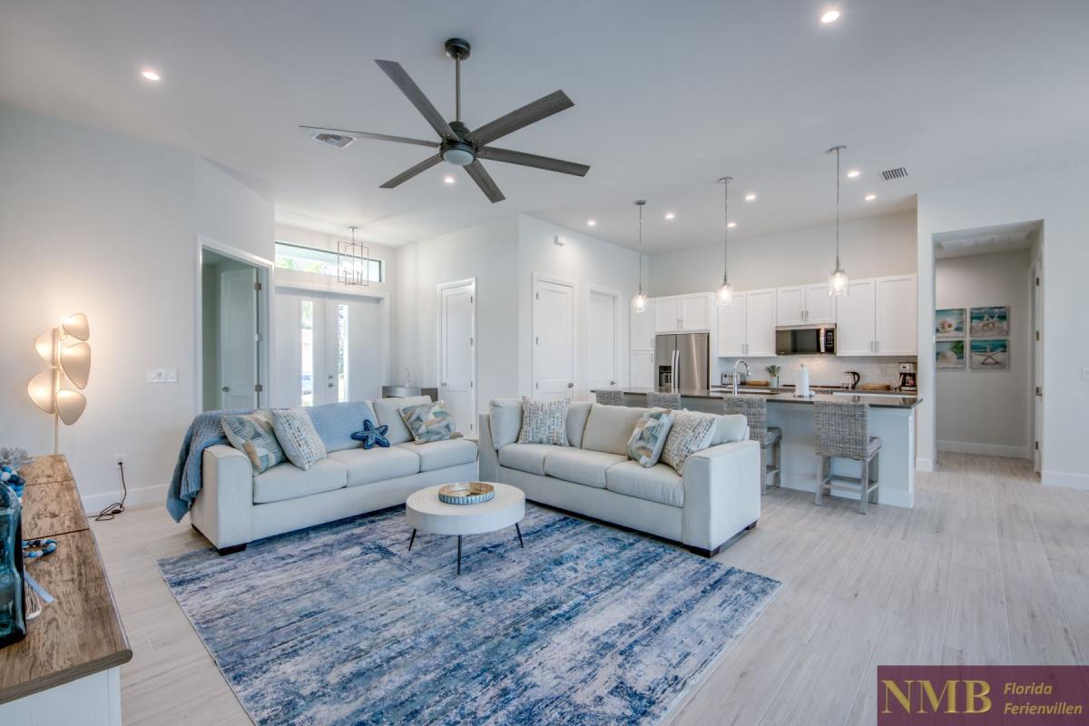 Cape_Coral_Ferienhaeuser_Barbara_14-Family-Room
