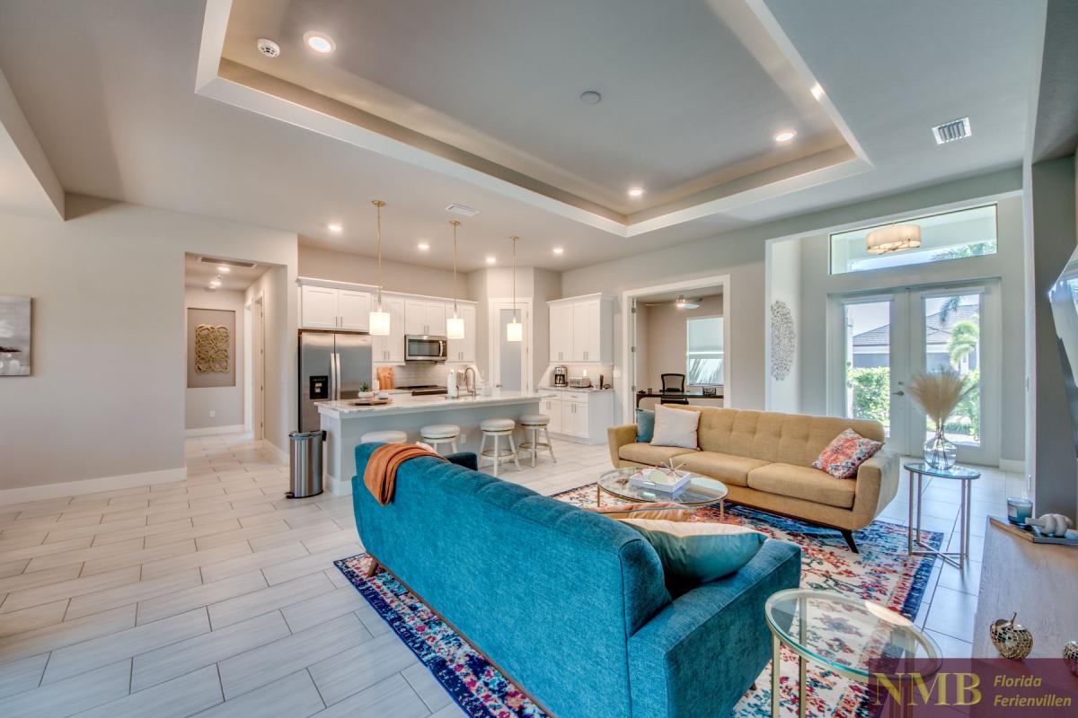 Cape_Coral_Ferienhaeuser_Marie-Angeline_15-Family-Room