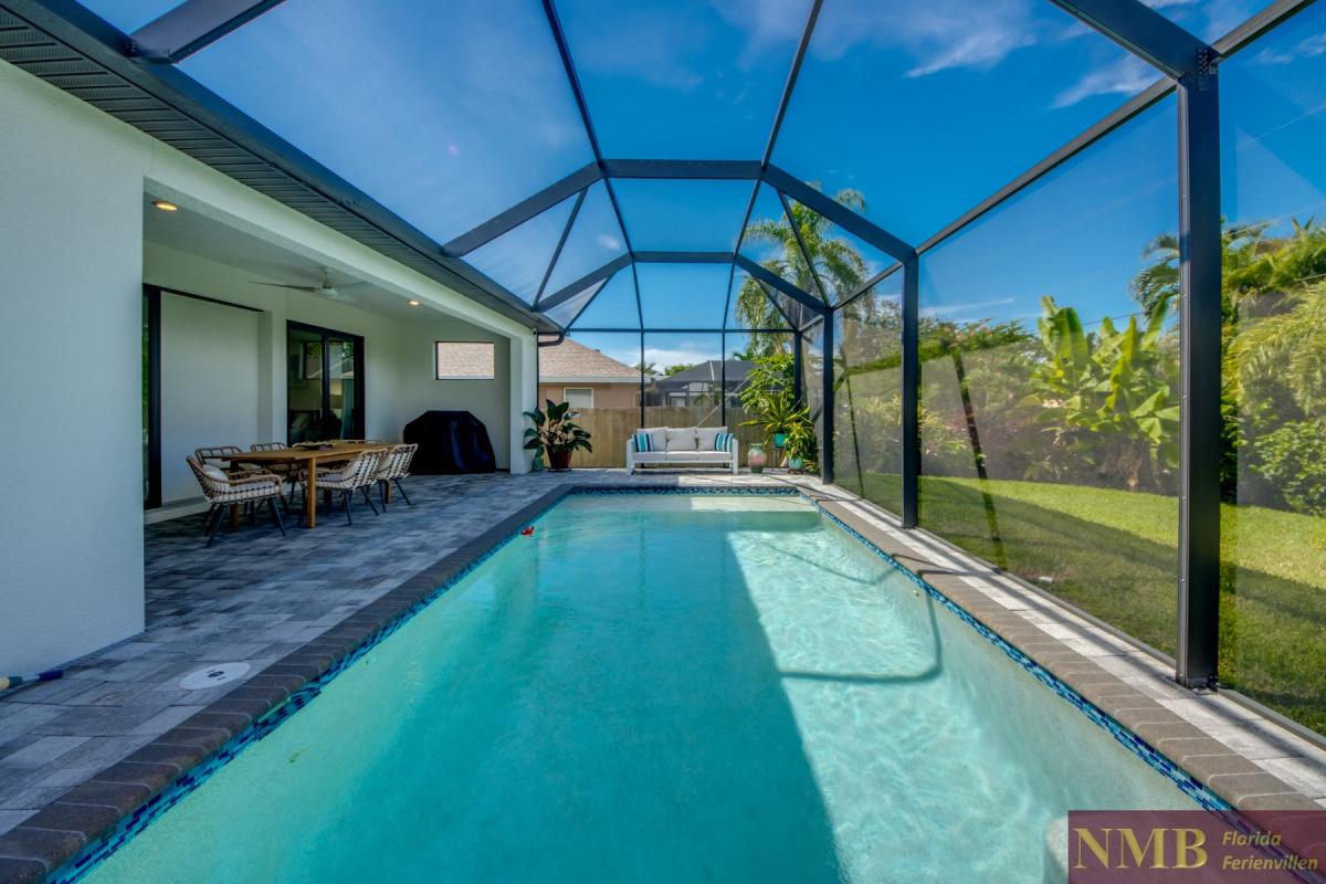 Cape_Coral_Ferienhaeuser_Marie-Angeline_66-Pool