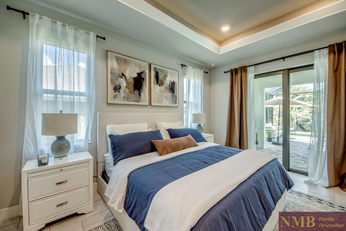 Ferienhaus-Cape-Coral-Marie-Angeline_40-Master-Bedroom