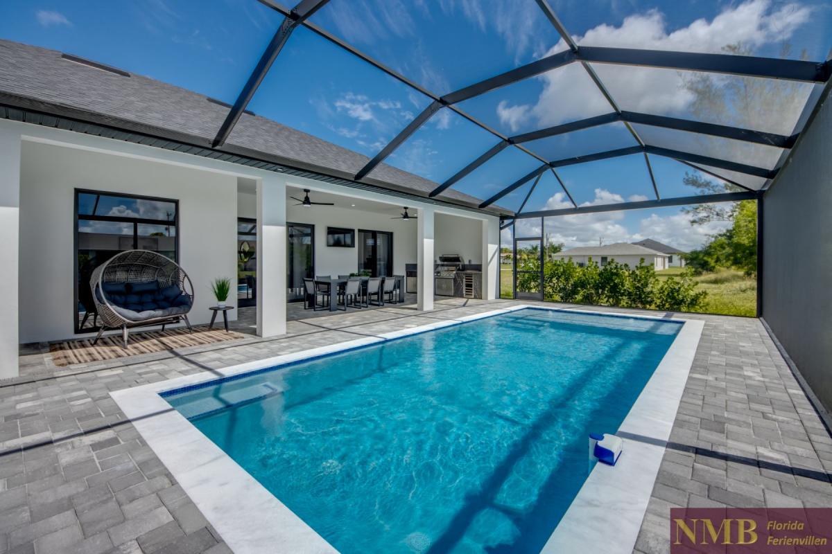 Ferienhaus-Cape-Coral-Momoa_85-Pool