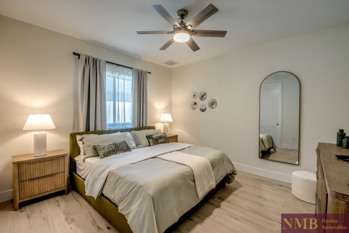 Ferienhaus-Cape-Coral-Overseas_52-Bedroom-3
